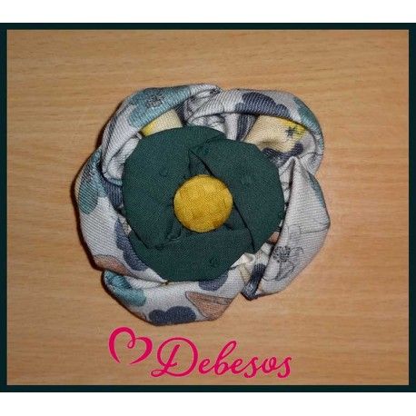 Debesos Winter Girl Pin Printed Green and Ocher